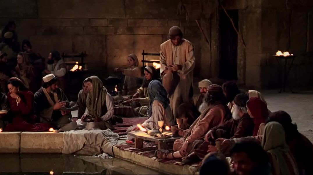 Jesus Transforma Água em Vinho